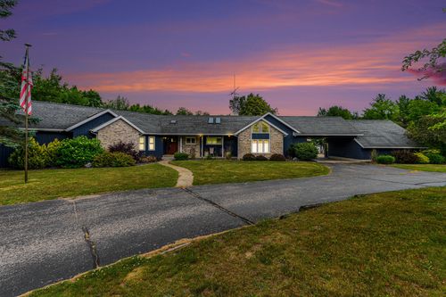 25150 Mintdale Rd, Sturgis, MI, 49091-9308 | Card Image