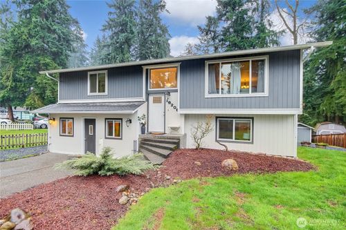19206 54th Street E, Lake Tapps, WA, 98391 | Card Image