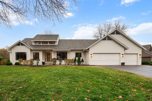 5915 Sweetwater Cir, Excelsior, MN, 55331-8116 | Card Image