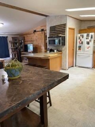 Spacious kitchen with all appliances included. | Image 2