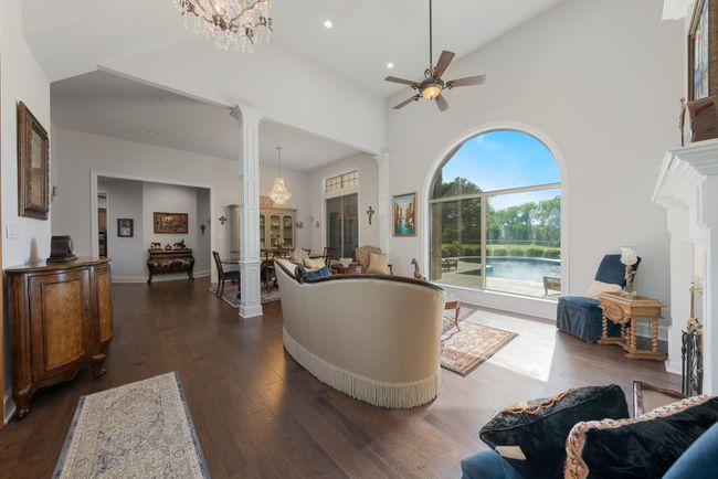 7583 Mountain View Rd, Home with 4 bedrooms, 4 bathrooms and null parking in Aubrey TX | Image 8