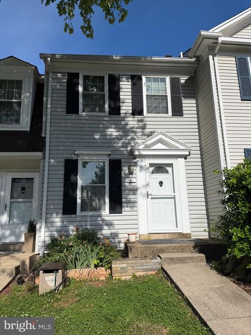 5 Alden Ct, STERLING, VA, 20165-5709 | Card Image