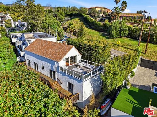 2955 Corral Canyon Rd, Malibu, CA, 90265-2916 | Card Image