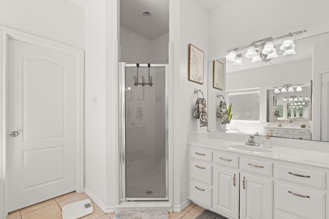 Primary bathroom | Image 23