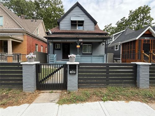 3009 Montgall Ave, Kansas City, MO, 64128-1527 | Card Image