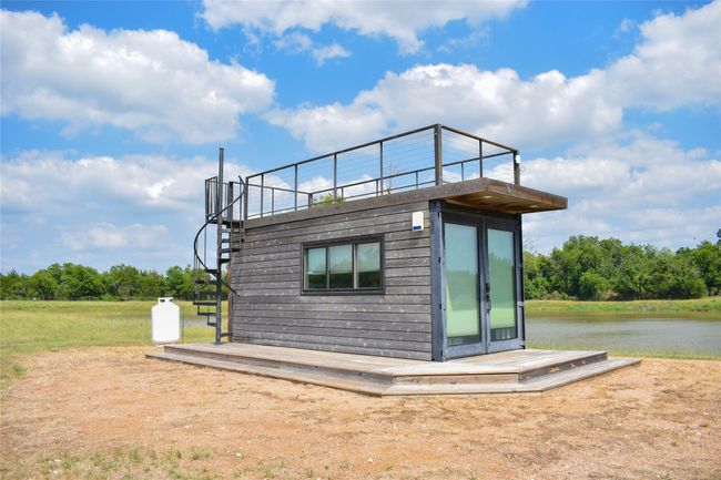 11001 Yankie Rd, Home with 3 bedrooms, 3 bathrooms and null parking in China Spring TX | Image 32