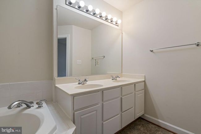 8011 Duck Pond Ter, Townhouse with 4 bedrooms, 3 bathrooms and null parking in MANASSAS VA | Image 31