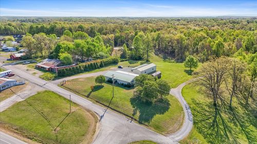 951 Pelham Rd, Woodbury, TN, 37190-6804 | Card Image