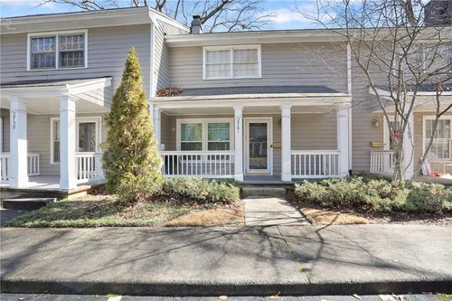 2761 Farmstead Road Se, Smyrna, GA, 30080 | Card Image