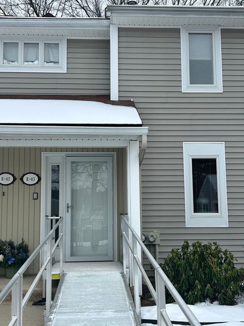 apt-e43-2205 Boston Rd, Wilbraham, MA, 01095-1169 | Card Image