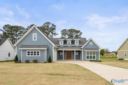 17923 Alma Ln, Athens, AL, 35613-3858 | Card Image