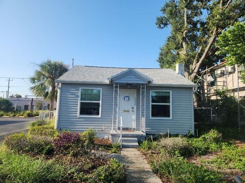 2420 1st Ave N, SAINT PETERSBURG, FL, 33713-8821 | Card Image