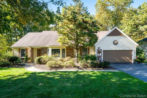 3076 Riverwoods Drive Ne, Rockford, MI, 49341 | Card Image
