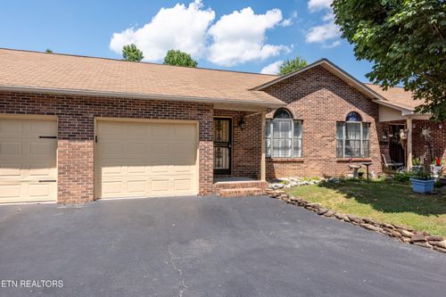 1208 Karina Cir, Maryville, TN, 37804-5375 | Card Image