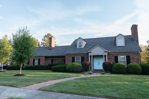 768 Cottage Grove Ln, Lexington, KY, 40502-2704 | Card Image