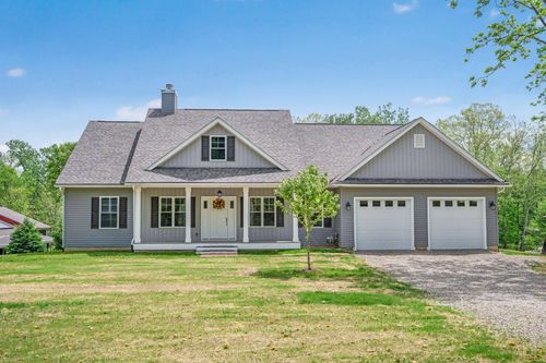 6016 Castle Rd, Alexandria, OH, 43001-9762 | Card Image
