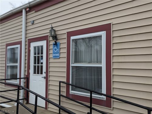 b1-102 Cherry Ave, Chardon, OH, 44024-1186 | Card Image