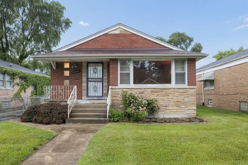 9 E 144th St, Riverdale, IL, 60827-2802 | Card Image