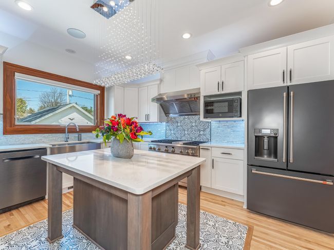 321 Dahl St, House other with 4 bedrooms, 4 bathrooms and null parking in Rhinelander WI | Image 5
