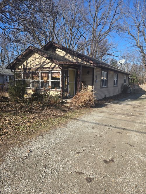 7320 E 42nd Street, Indianapolis, IN, 46226 | Card Image