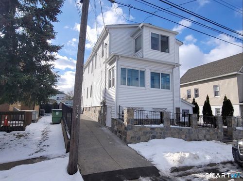 37 Biro St, Fairfield, CT, 06825-5403 | Card Image