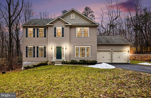 35 Sparrows Way, Elkton, MD, 21921-7400 | Card Image