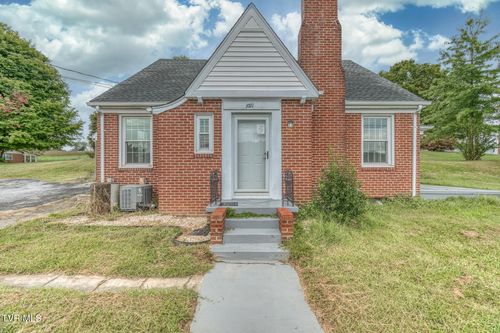 1021 W Main St, Abingdon, VA, 24210-4701 | Card Image