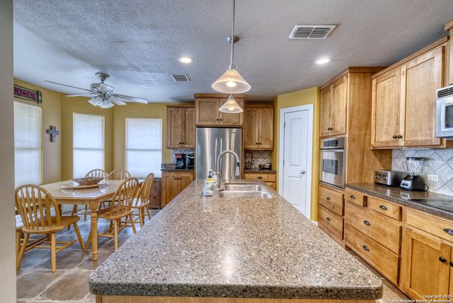 270 Robinson Rd, House other with 4 bedrooms, 3 bathrooms and null parking in Concan TX | Image 21