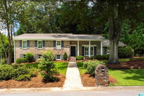 1457 Willoughby Cir, VESTAVIA HILLS, AL, 35216-2918 | Card Image