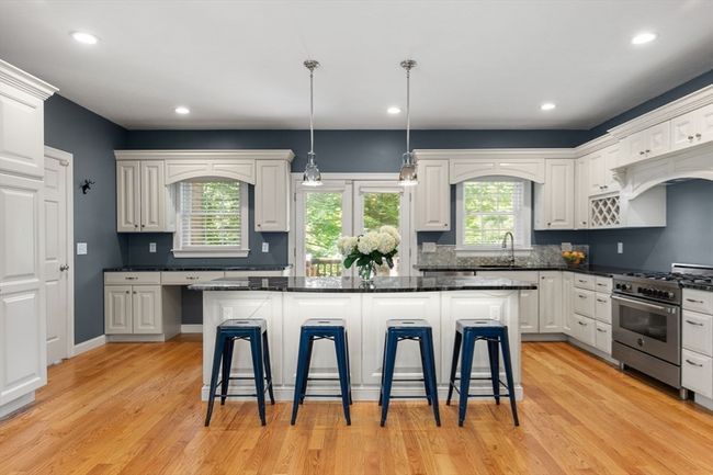 106 Edgemoor Ave, House other with 3 bedrooms, 3 bathrooms and 5 parking in Wellesley MA | Image 16
