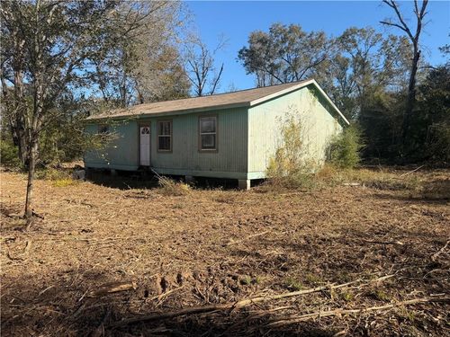9301 Puddin Lane, Madisonville, TX, 77864 | Card Image