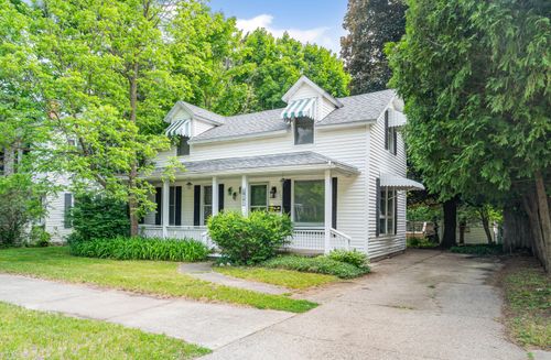 712 Rose Ave, Big Rapids, MI, 49307-1036 | Card Image
