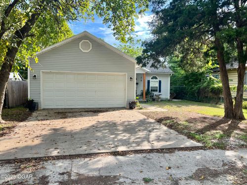 1626 W 3rd St, Joplin, MO, 64801-3078 | Card Image