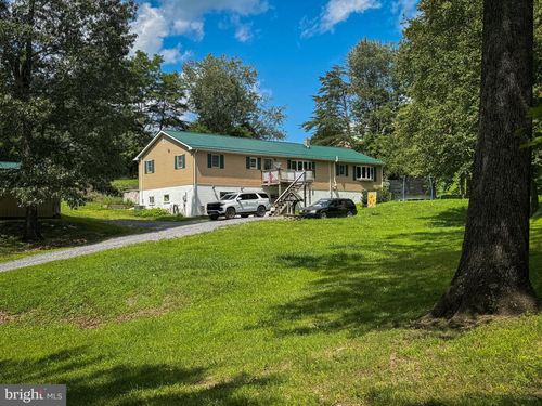 10459 Evergreen Rd, HUNTINGDON, PA, 16652-6552 | Card Image