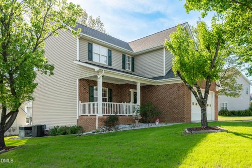 5801 Peacenest Drive, Raleigh, NC, 27610 | Card Image