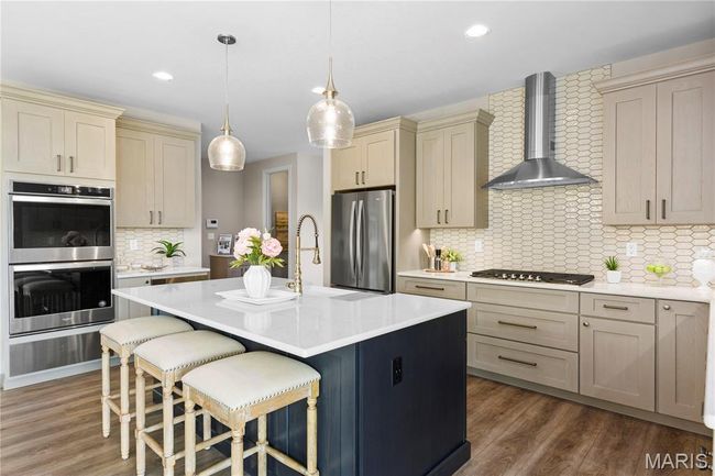 Photo representation of similar home. Some features shown may be optional. | Image 6