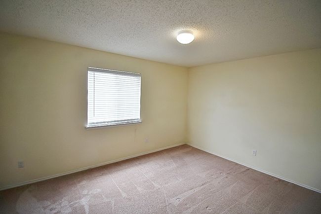 2415 Mallory Ln, House other with 4 bedrooms, 3 bathrooms and null parking in Lancaster TX | Image 25