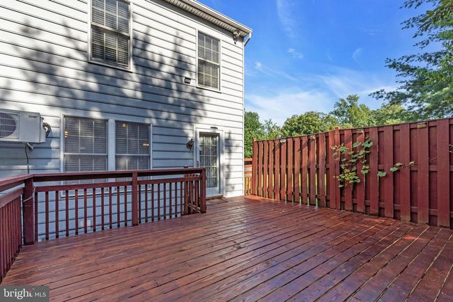 9354 Sombersby Ct, Townhouse with 3 bedrooms, 4 bathrooms and null parking in LAUREL MD | Image 57