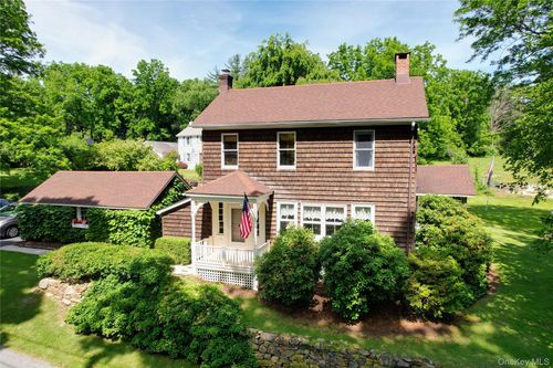9 Iron Forge Rd, Warwick, NY, 10990-3581 | Card Image