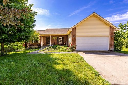 5214 Taylor Lake Ln, Liberty Twp, OH, 45044-8363 | Card Image