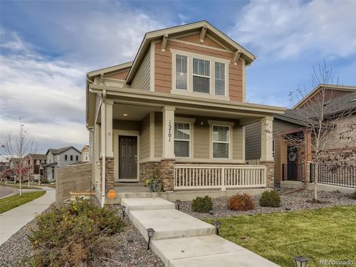 15701 Bolling Dr, Denver, CO, 80239-5536 | Card Image