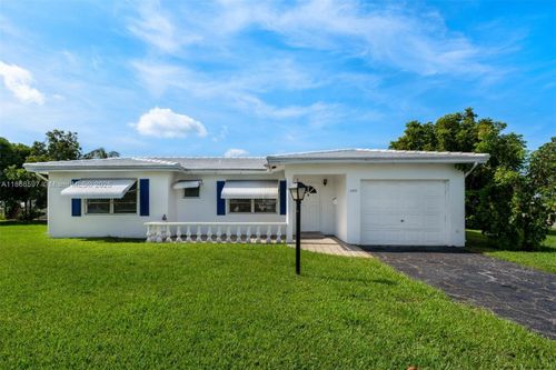 2970 Nw 2nd Ave, Pompano Beach, FL, 33064-3721 | Card Image