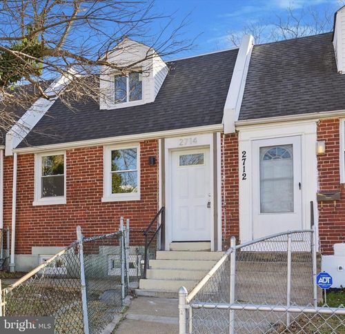 2714 Thatcher St, WILMINGTON, DE, 19802-3710 | Card Image