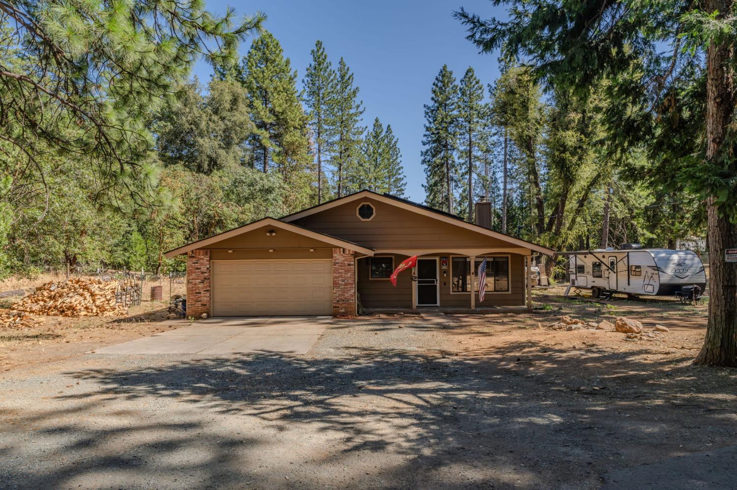 Residential in Pioneer