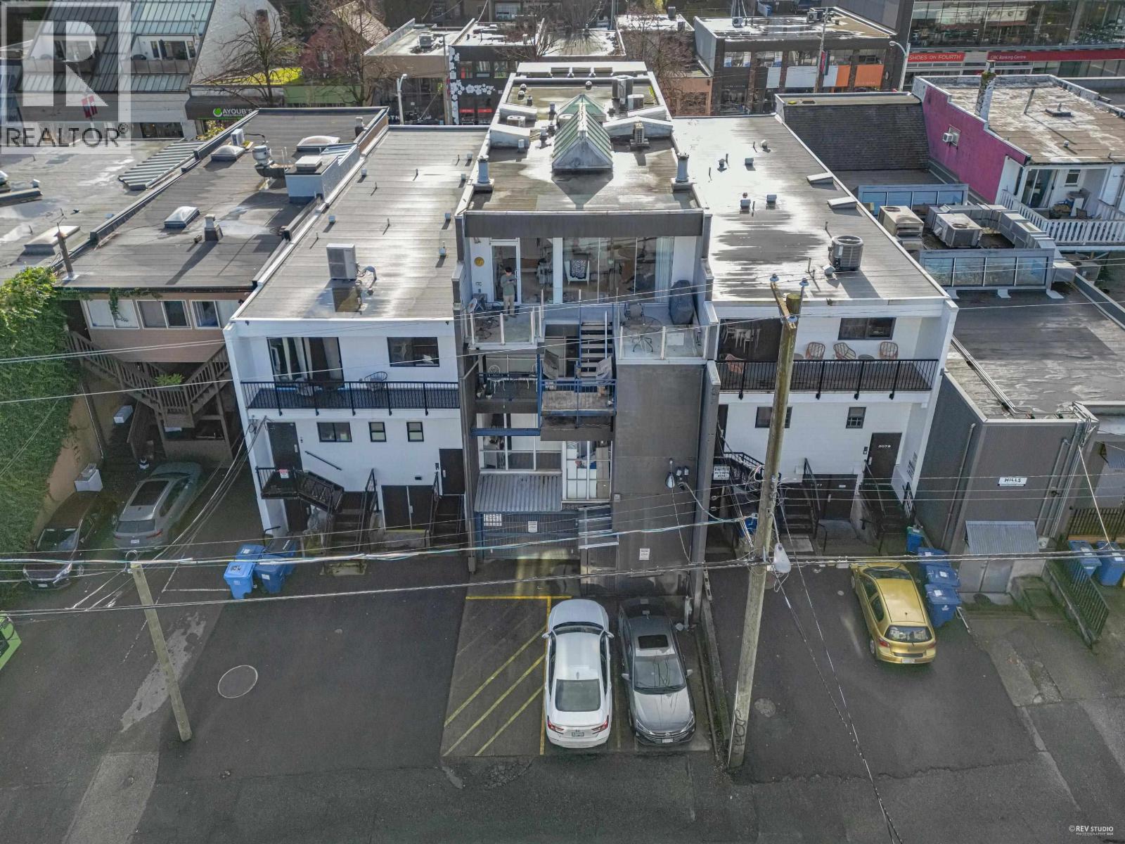 Commercial Sale in Vancouver 4