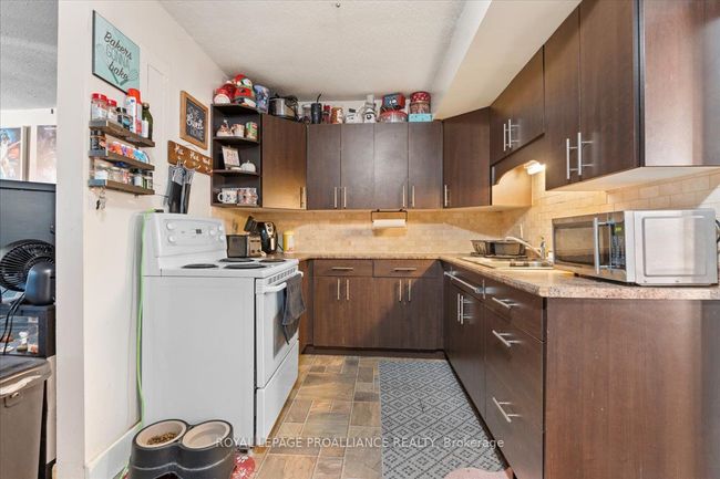 13 Church St, House other with 7 bedrooms, 4 bathrooms and 4 parking in Stirling ON | Image 18