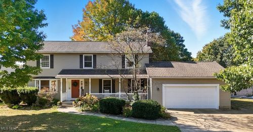 374 Timber Rdg, Cuyahoga Falls, OH, 44223-1277 | Card Image
