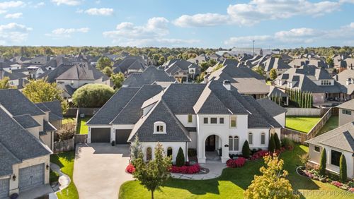 5817 Vicksburg St, Broken Arrow, OK, 74011-1575 | Card Image