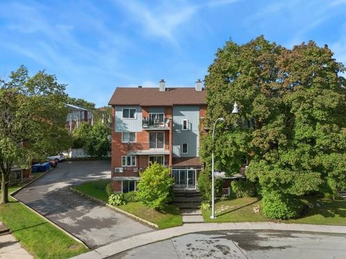 202 - 3340 Rue Charles Best, Condo with 2 bedrooms, 1 bathrooms and null parking in Laval QC | Card Image