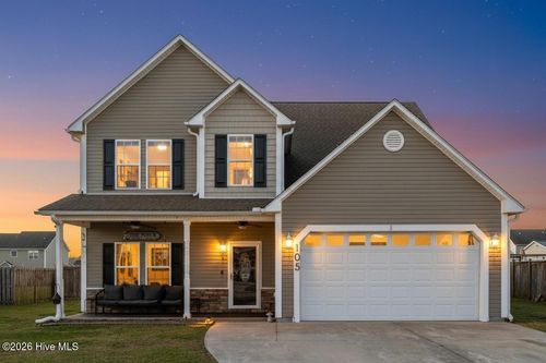 105 Groveshire Pl, Richlands, NC, 28574-8416 | Card Image